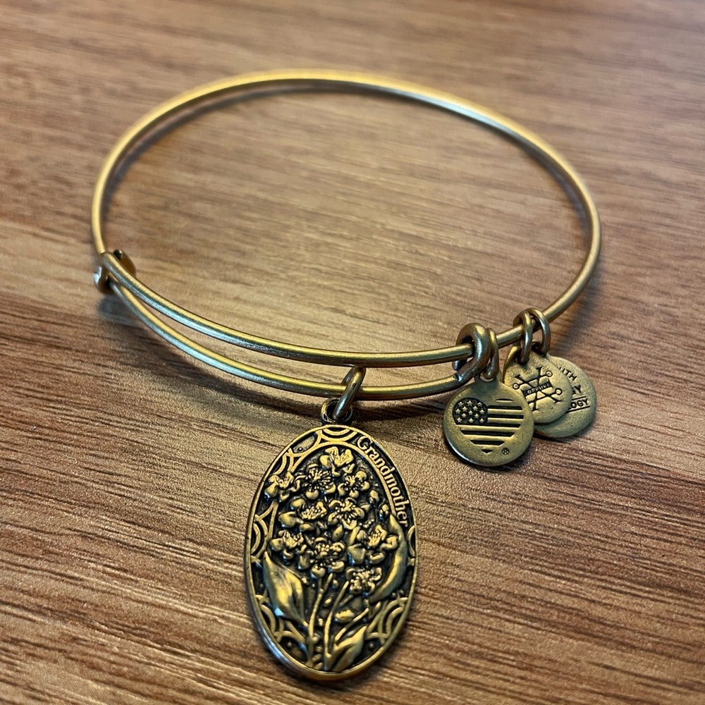 2016 Alex & Ani Grandmother in gold finish